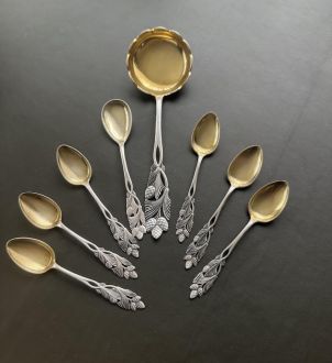 Серебряный комплект  для чаепития