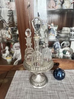 Старинный круэт на 4 предмета