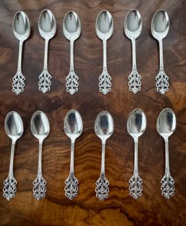 6+6 серебряных кофейных ложечек,