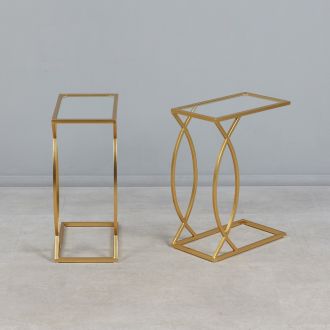 Два позолоченных столика
